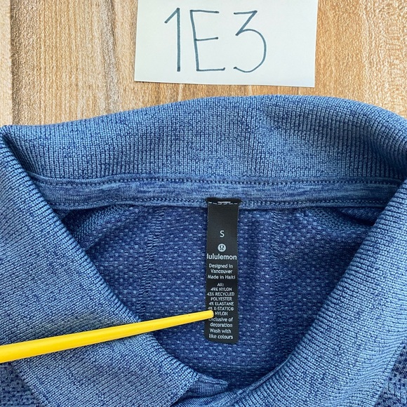 Lululemon Metal Vent Tech Short Sleeve Polo Shirt Men’s Size S Blue EUC - Picture 9 of 12
